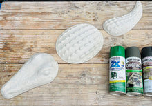 Load image into Gallery viewer, Crocodile Alligator Garden Decor Mold, Concrete Cement Mold, Croc for Garden Figure, DIY Outdoor Decor, Crocodile Statue for Garden