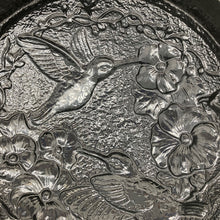 Load image into Gallery viewer, Hummingbird and Flowers Round Stepping Stone Mold, Concrete Cement Mold, Stepping Stones for Garden Walkway, DIY walkway stepping stones, Round Statue for Garden, Round Garden Decor Mold