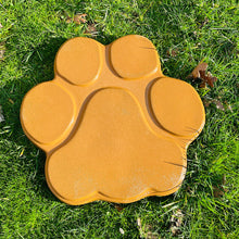 Load image into Gallery viewer, Dog Cat Paw Print Stepping Stone Mold, Textured Mold for Non-Slip Stepping Stones