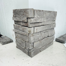 Load image into Gallery viewer, Durable Veneer Molds for Concrete, DIY Veneers, Concrete Mold, Cement Mold, Molds for Veneer Panels, Veneer Stones